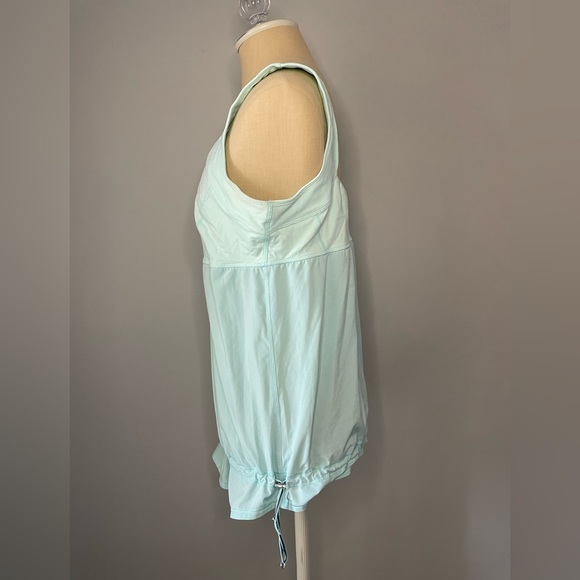 Lululemon Women’s Run Chase Me Tank Aquamarine - Picture 14 of 14